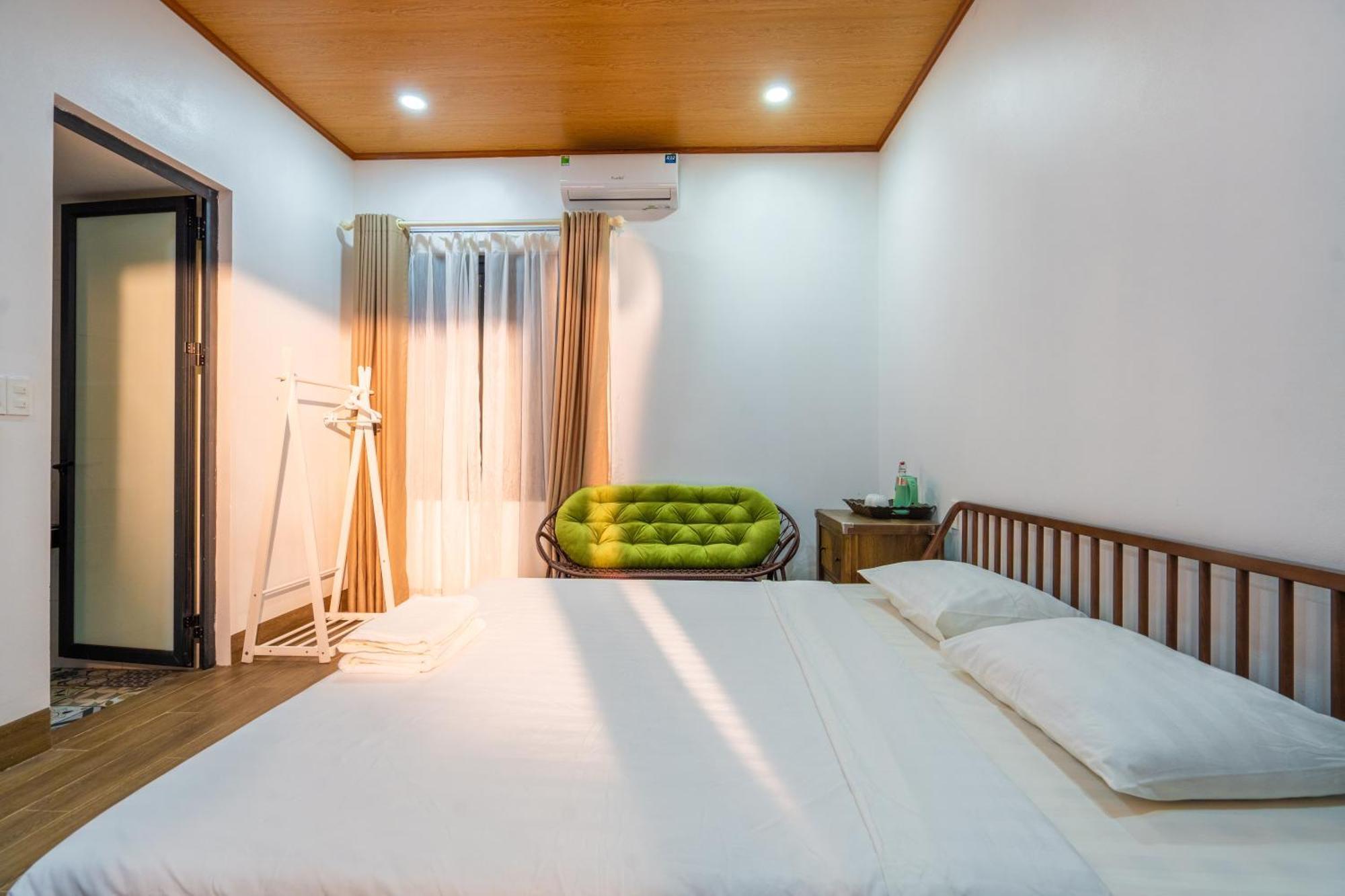 Homestay Rocky Mountain Cat Ba *
